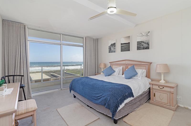 To Let 2 Bedroom Property for Rent in Dolphin Beach Western Cape